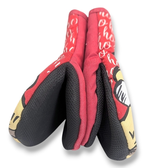 NWT Disney Pooh Christmas Mini Oven Mitts, 2pk Neoprene Heat Resistant - Picture 3 of 6